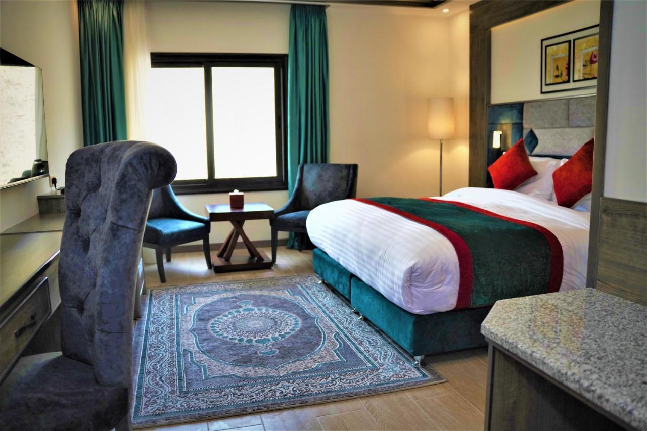 Petra Canyon Hotel วาดี มูซา ภายนอก รูปภาพ