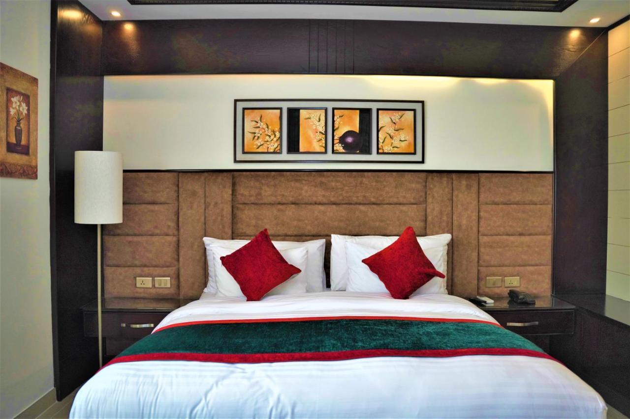 Petra Canyon Hotel วาดี มูซา ภายนอก รูปภาพ