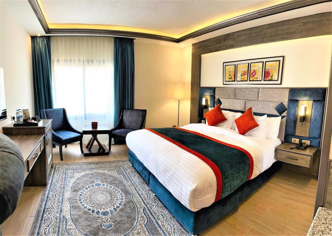 Petra Canyon Hotel วาดี มูซา ภายนอก รูปภาพ