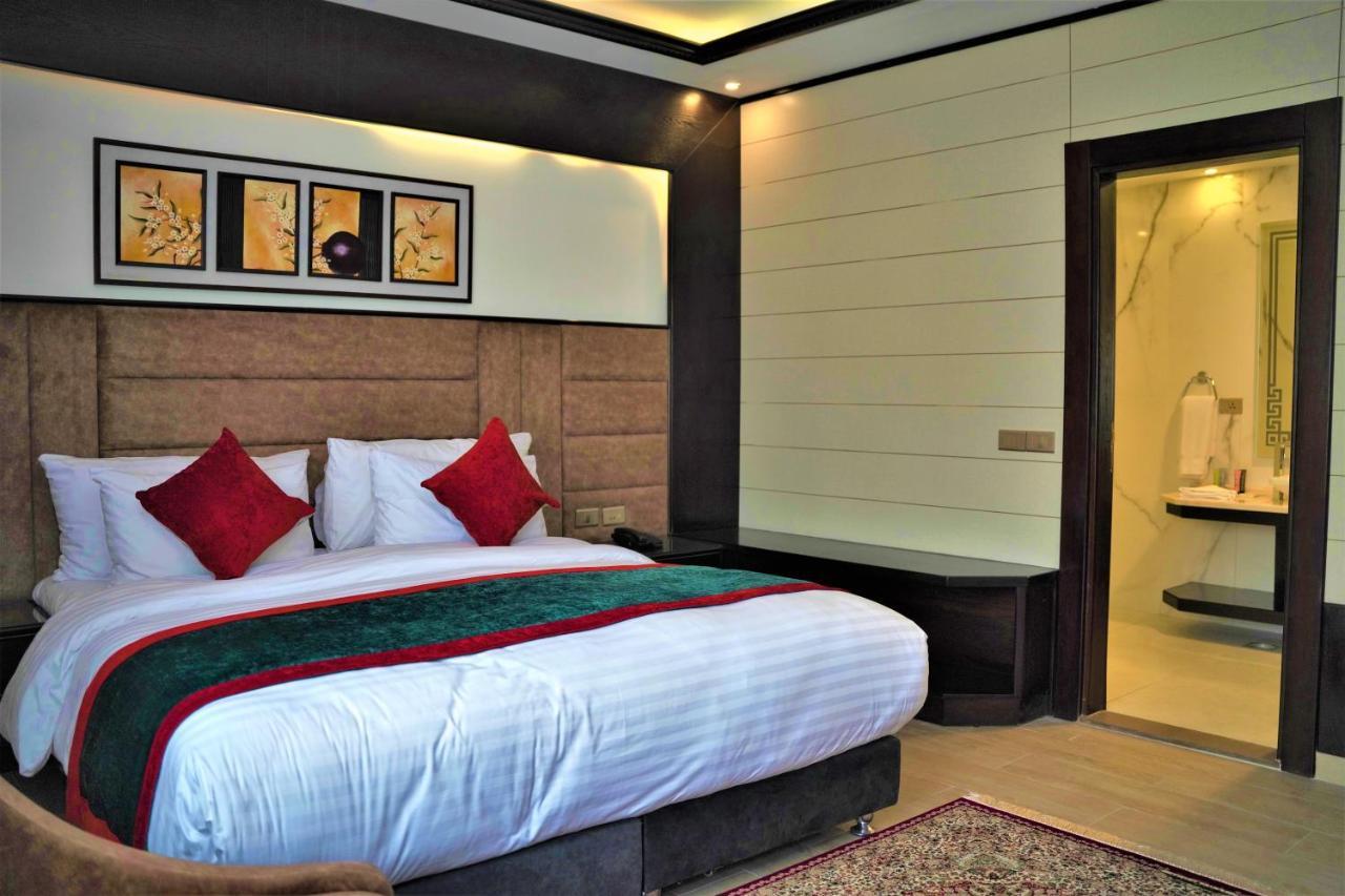 Petra Canyon Hotel วาดี มูซา ภายนอก รูปภาพ